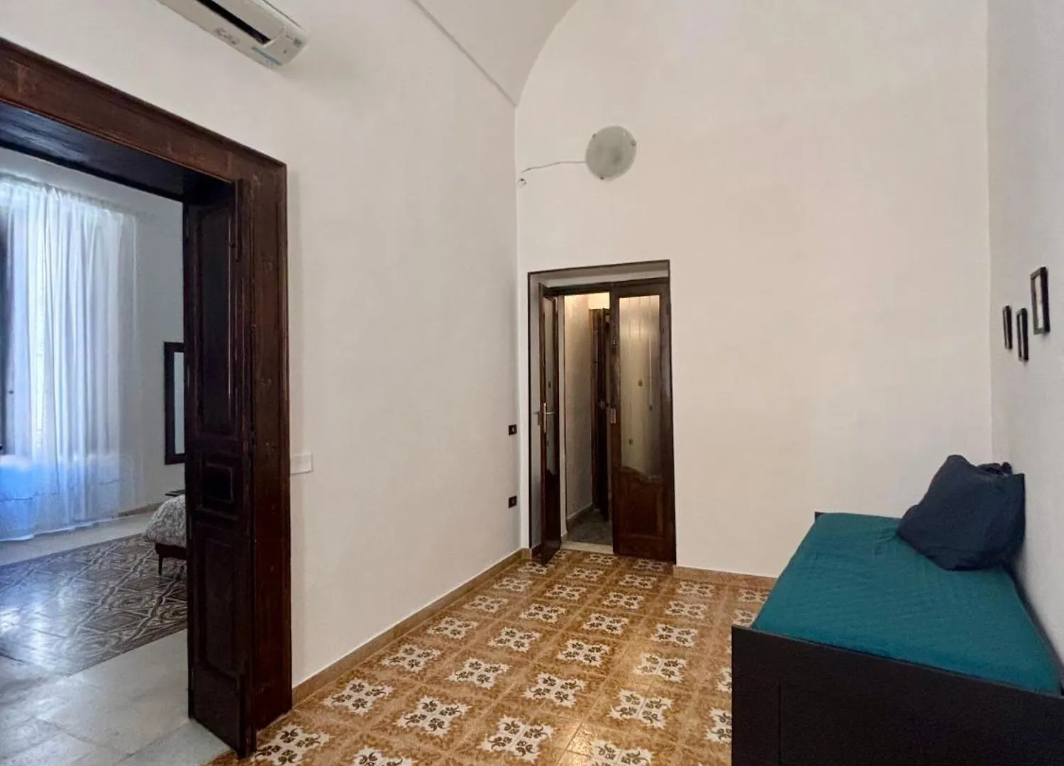 Palazzo Conserva Brindisi 0*,  İtalya